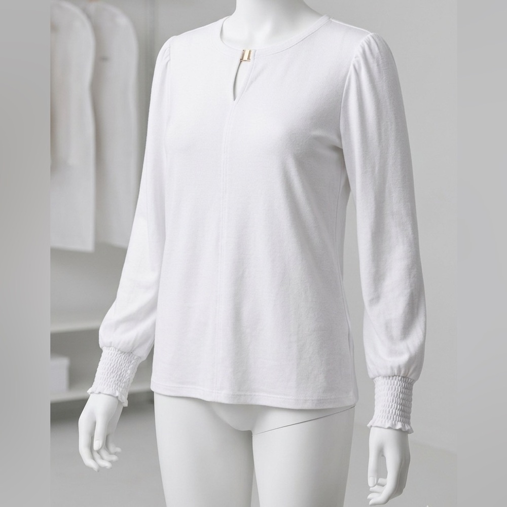 Blooming Jelly White Keyhole Blouse Smocked Cuffs Puff Sleeve Women’s Medium